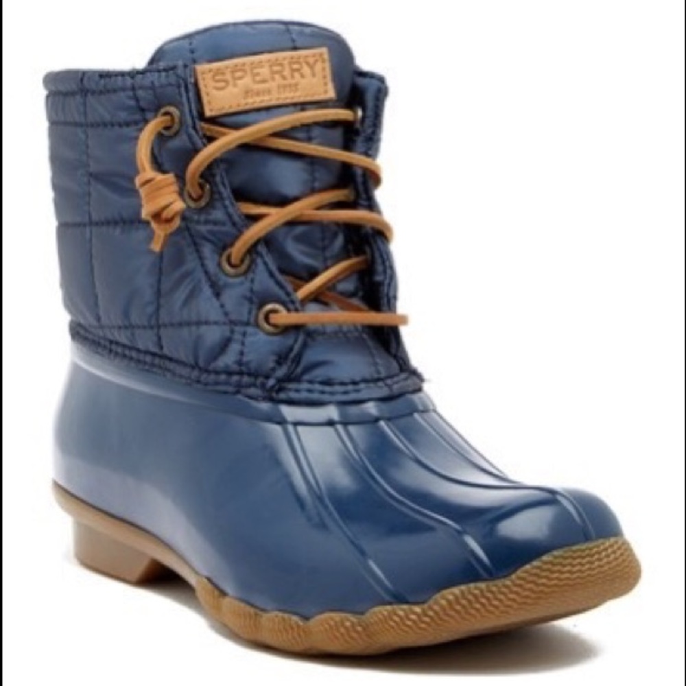 💕 SPERRY Navy Shiny Boots